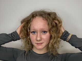 camslut naked JoieBrunson