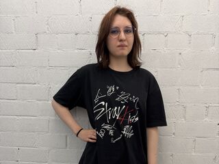 girl showing pussy JoslynForrester