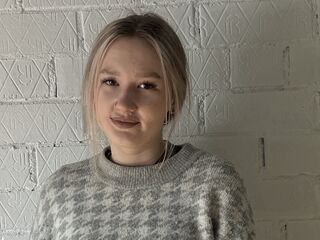 webcam striptease KarynMcguire