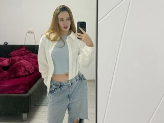 Kinky webcam KellyLynn