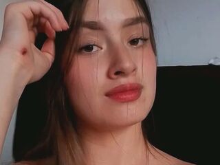 hot strip tease web cam KendalCortes