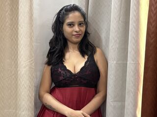 fingering girl KiaraMuse