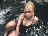 adult videochat cam KiriWhite