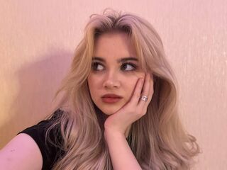 naked cam girl picture LatoyiaCanpos