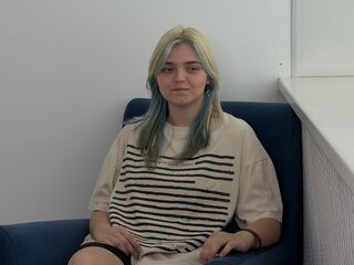 webcam chat room LauriMagnie