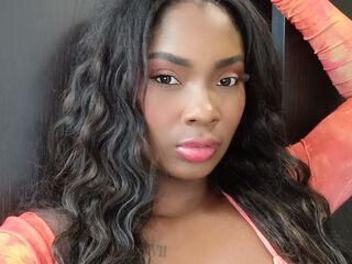 hot cam girl fingering shaved pussy LiaCastro