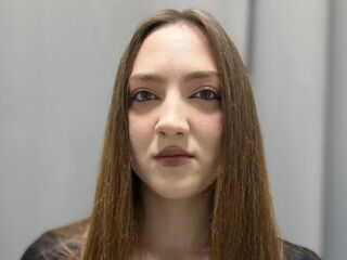 sexy webcam girl LisanBrown