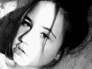 webcam show LoriFlox