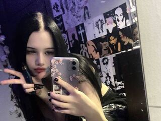 fingering cam girl MaishaHanawalt
