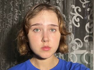 naked webcam girl MariaSavastru