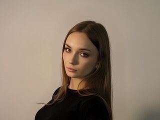 sexy webcamgirl pic MariellaMinerich