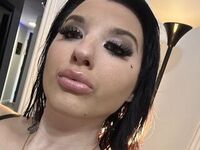 live webcam performer MeganKinsin