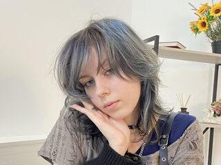 naked cam girl MelonyBloom