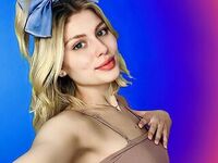 topless webcamgirl MilaMelson