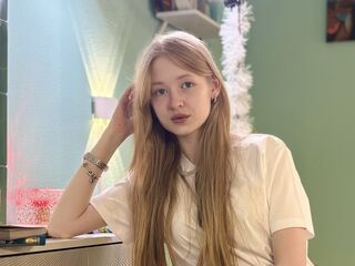 sexy webcamgirl pic MinnieTallacksen
