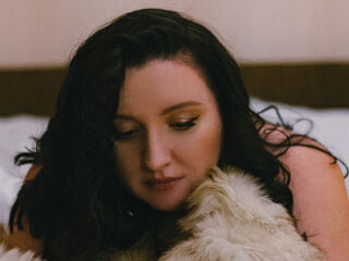 cam whore MonicaBare