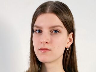 adult webcam chatroom MyrtieKatula