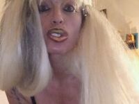 fingering girl chatroom OzeZsuzsanna