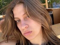 girl topless RhiannonLinko