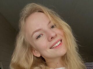 Kinky webcam RonaFichtner