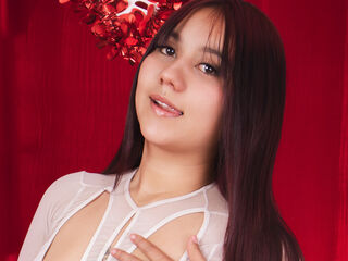 camgirl playing with sextoy SeleneSkow