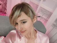 naked camgirl fingering pussy SilvaSuccubi