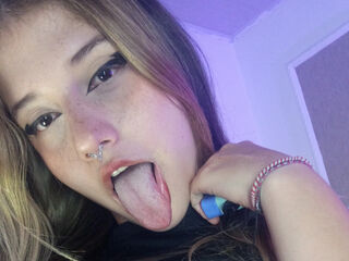 hot cam girl SofiiaVance
