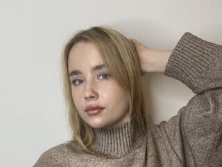 cam girl showing tits TeishaCaram