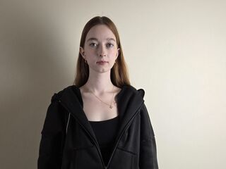 masturbating camgirl TobieOmundson
