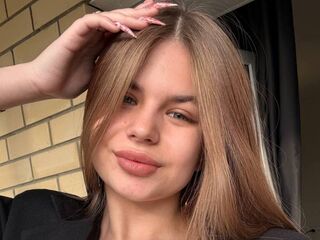 camgirl masturbating with dildo TonitaClark