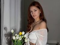 fingering camslut VeronaGee