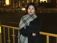 camgirl playing with sextoy WangFei