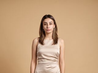 naked cam girl masturbating with sextoy WendolynVigna