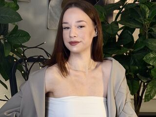 live webcam model WynonaBarrigan