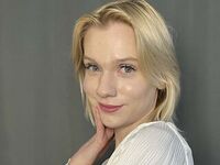 hot cam girl spreading pussy YerWhooley