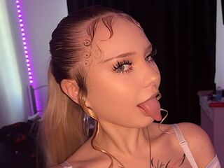 webcamgirl chatroom YolandoHeitz