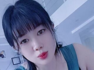 chat live webcam YueXiaoyue